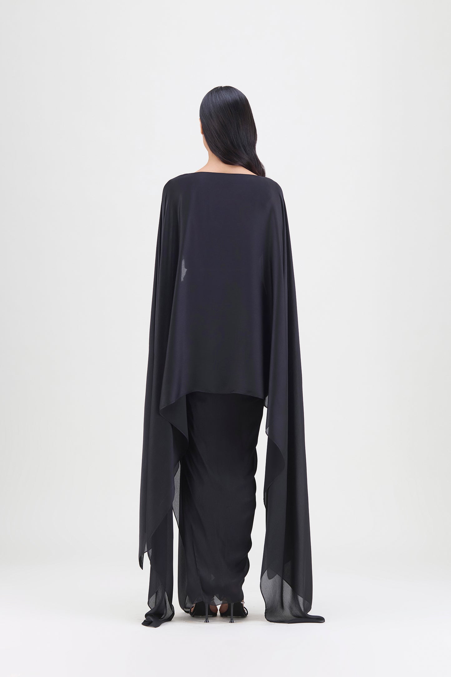 Metallic Fluid Cape And Skirt