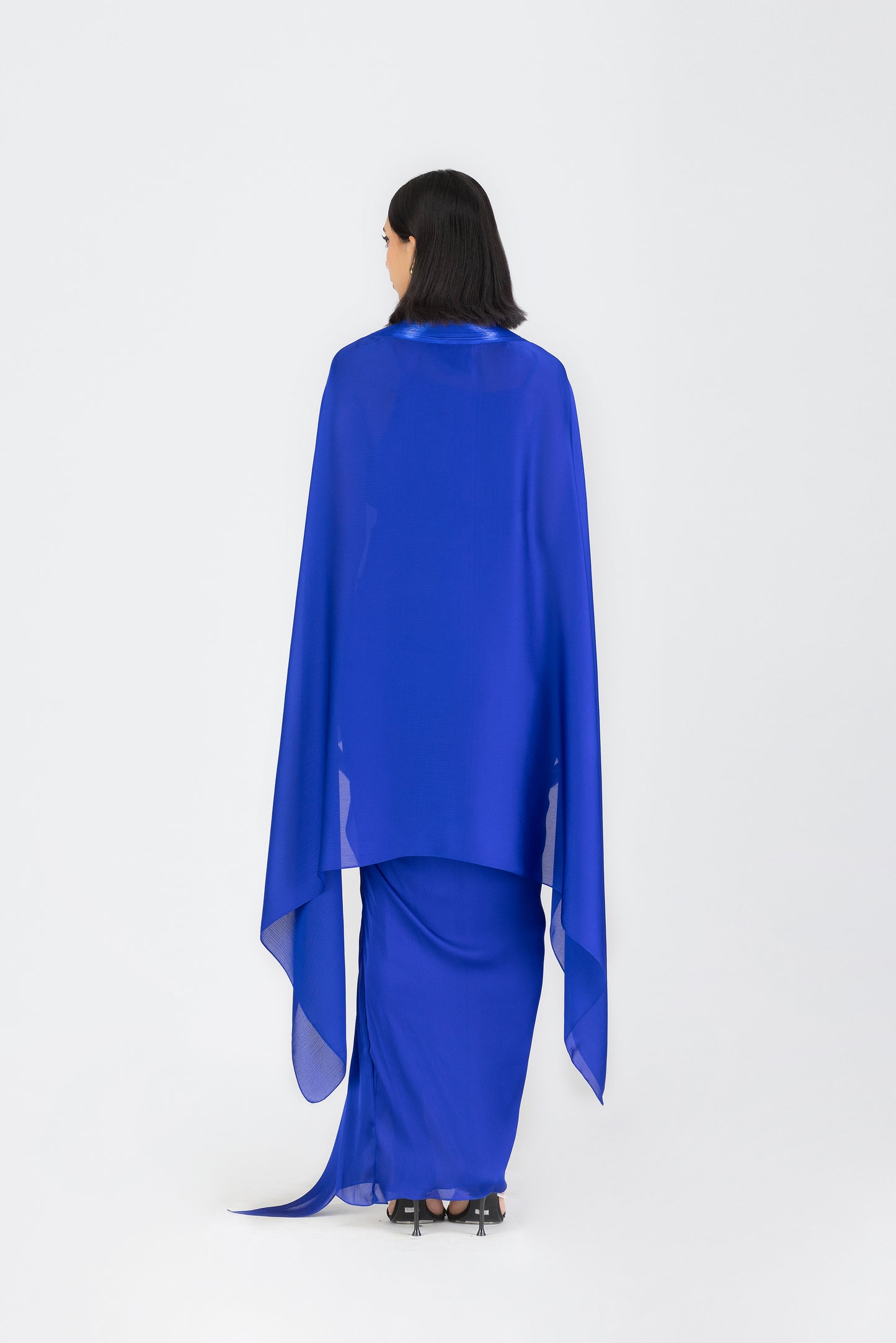 METALLIC STRUCTURED CAPE SET