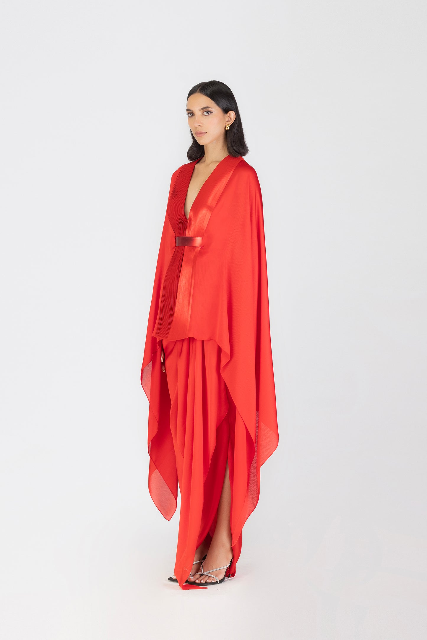 METALLIC STRUCTURED CAPE SET