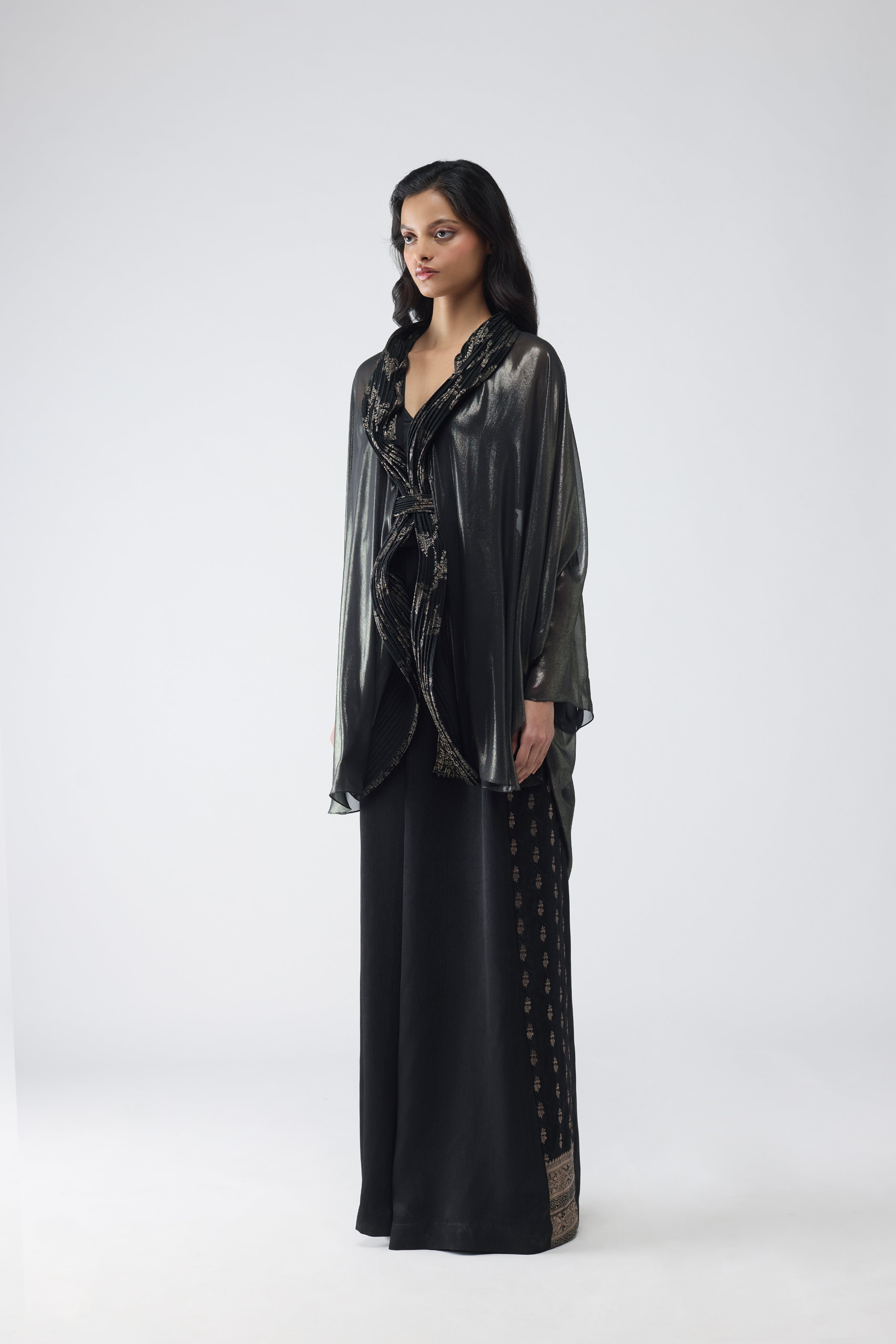 Banarsi Micropleated Cape Set