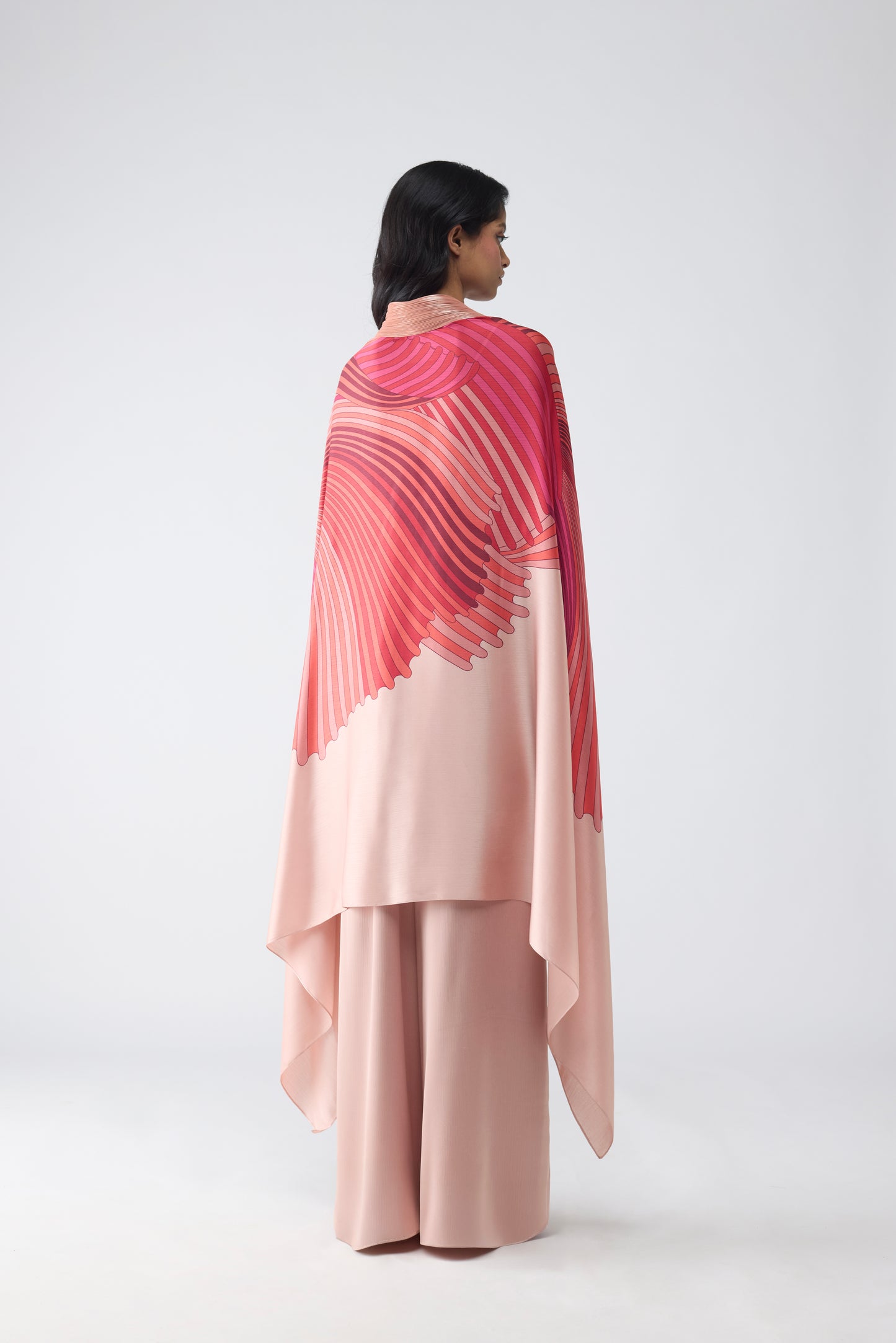 Metallic Fin Printed Cape Set