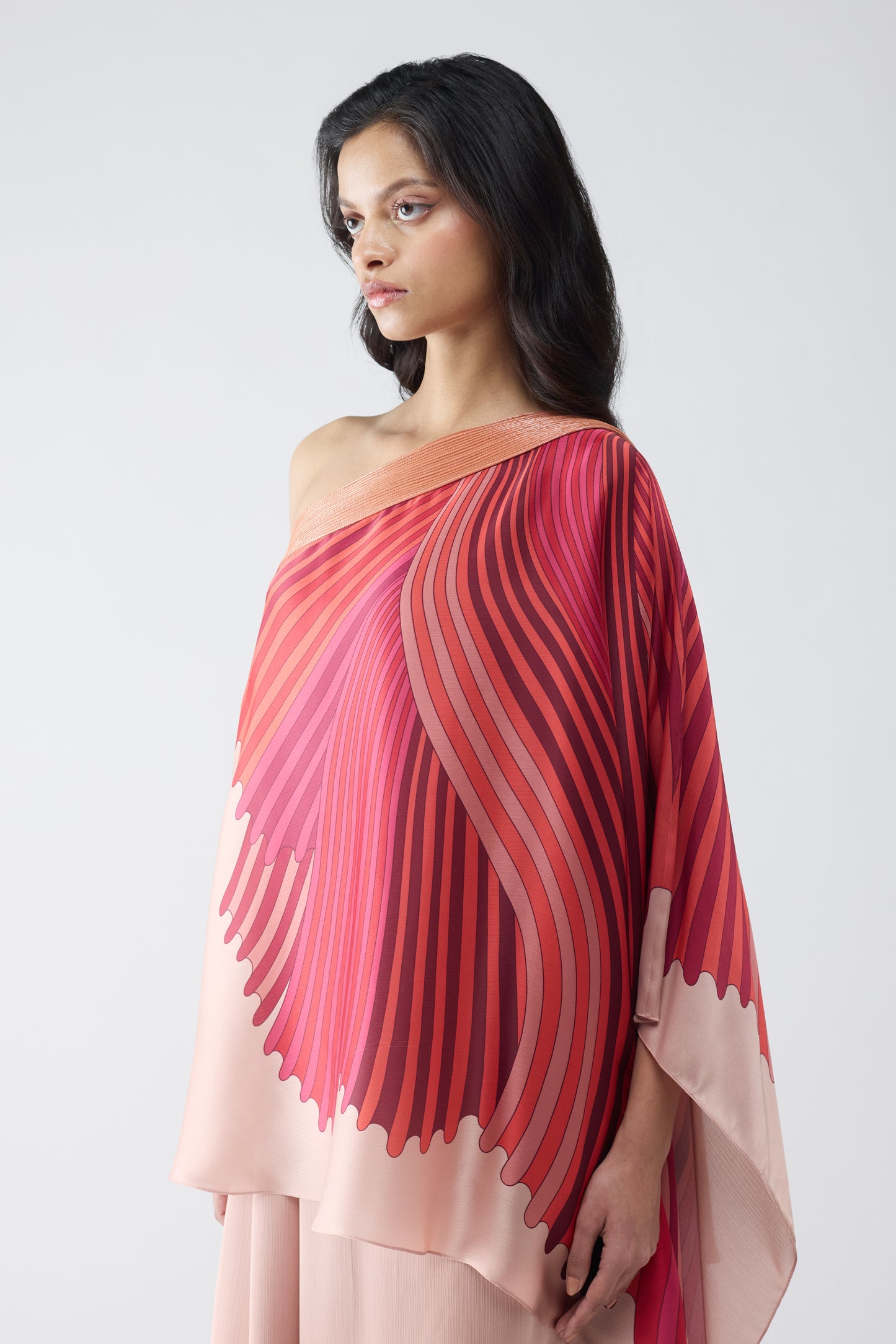 One Shoulder Fin Print Cape Set