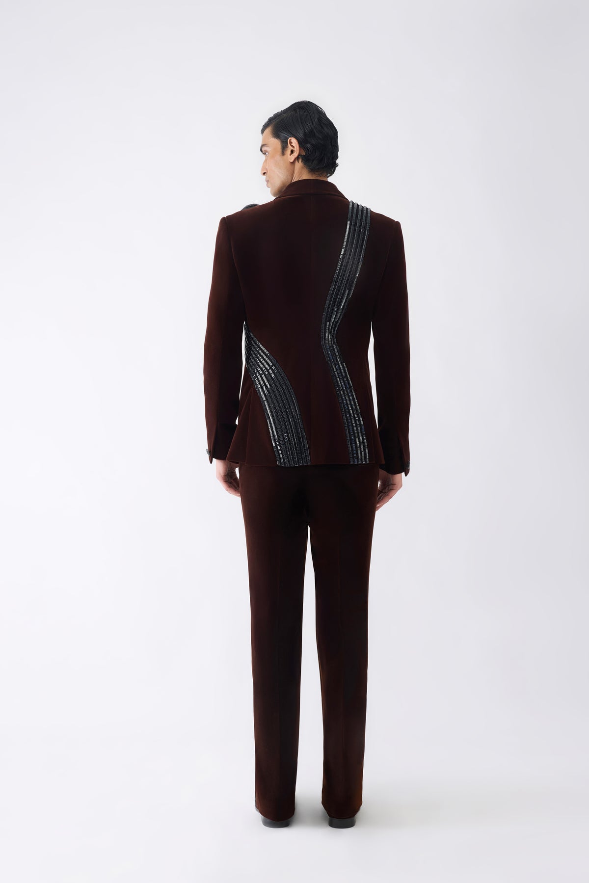 Crystalvein Tuxedo Set