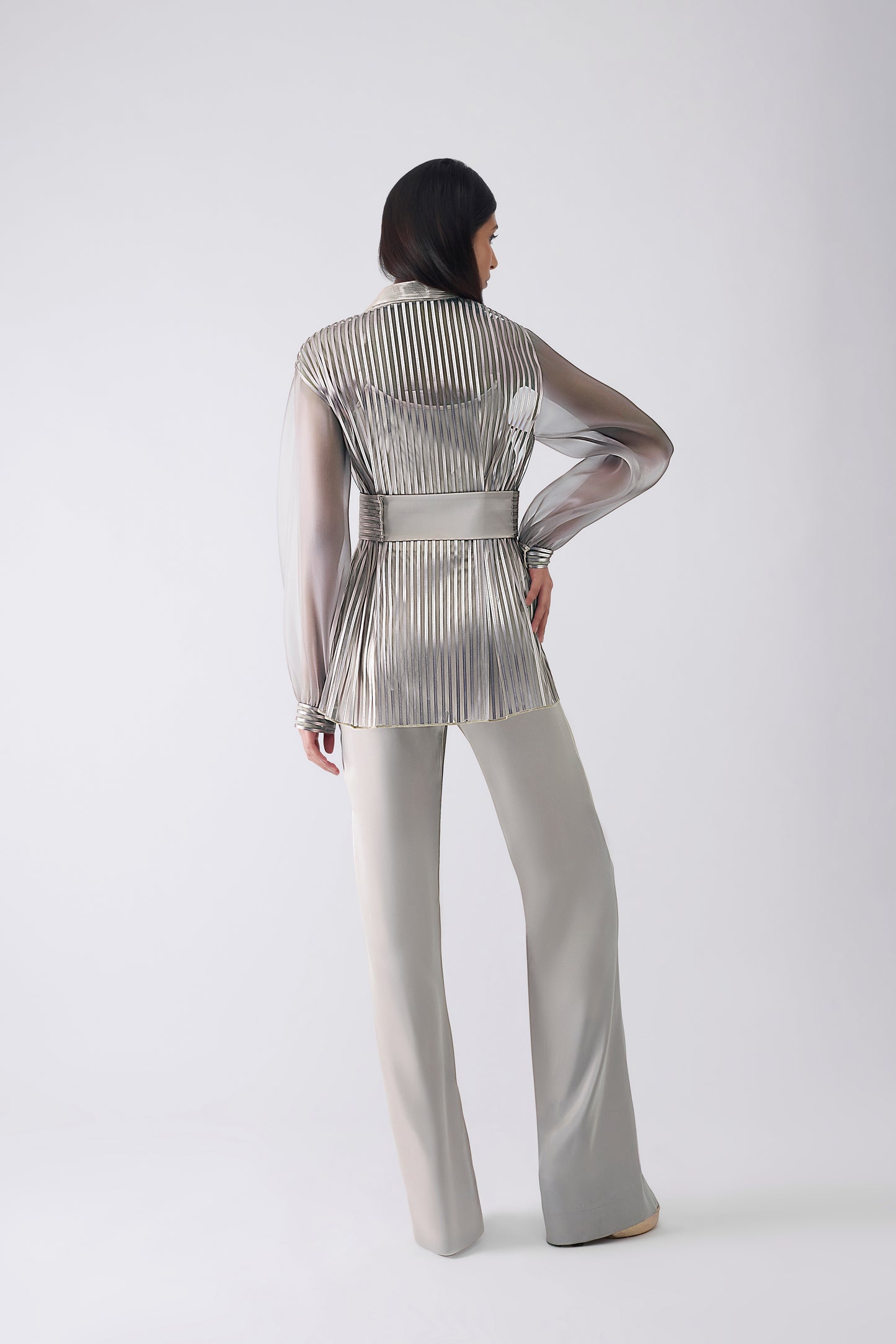 Metallic Structured Cape With Pants And Slip