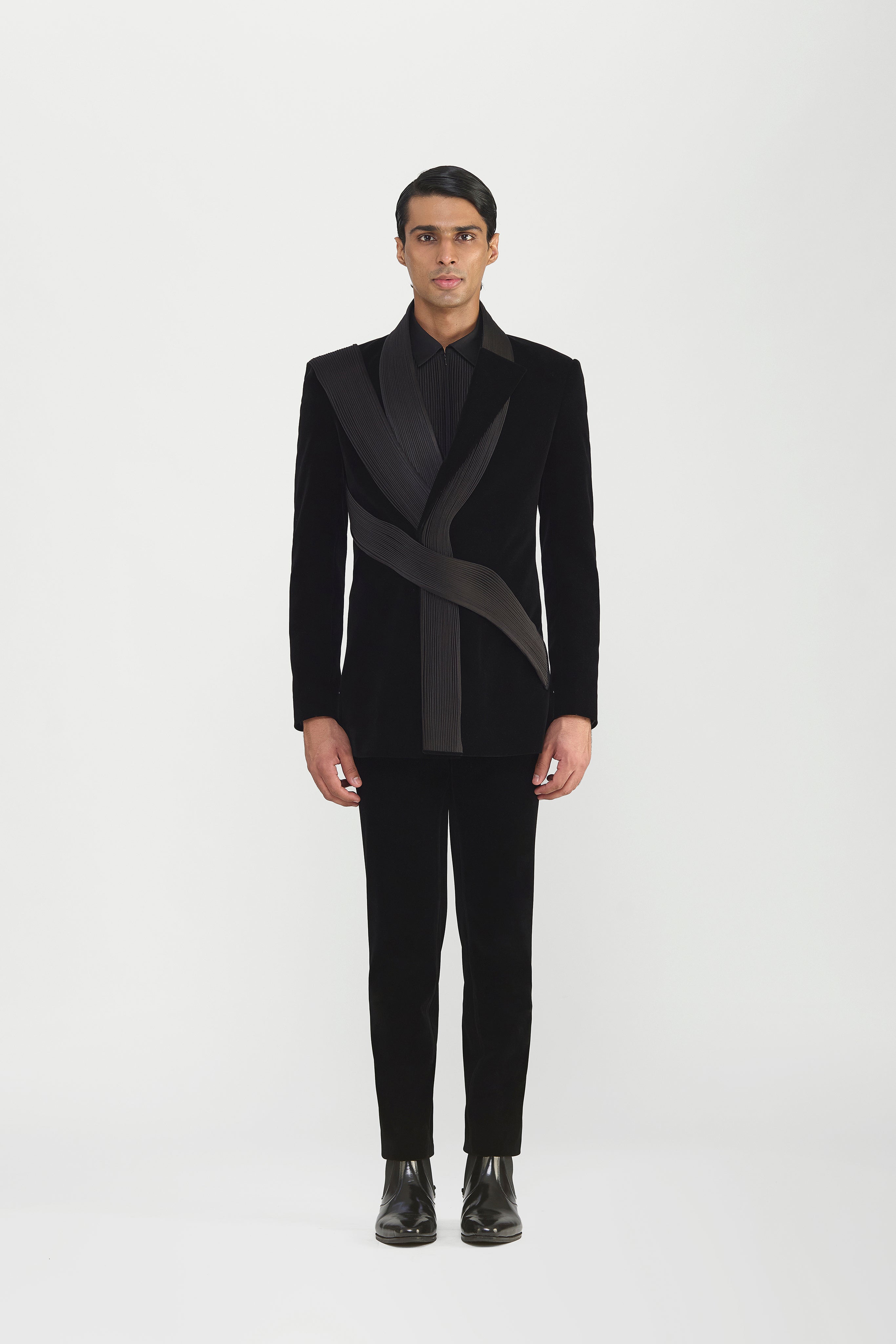 Strata Micropleated Tuxedo Set In Velvette
