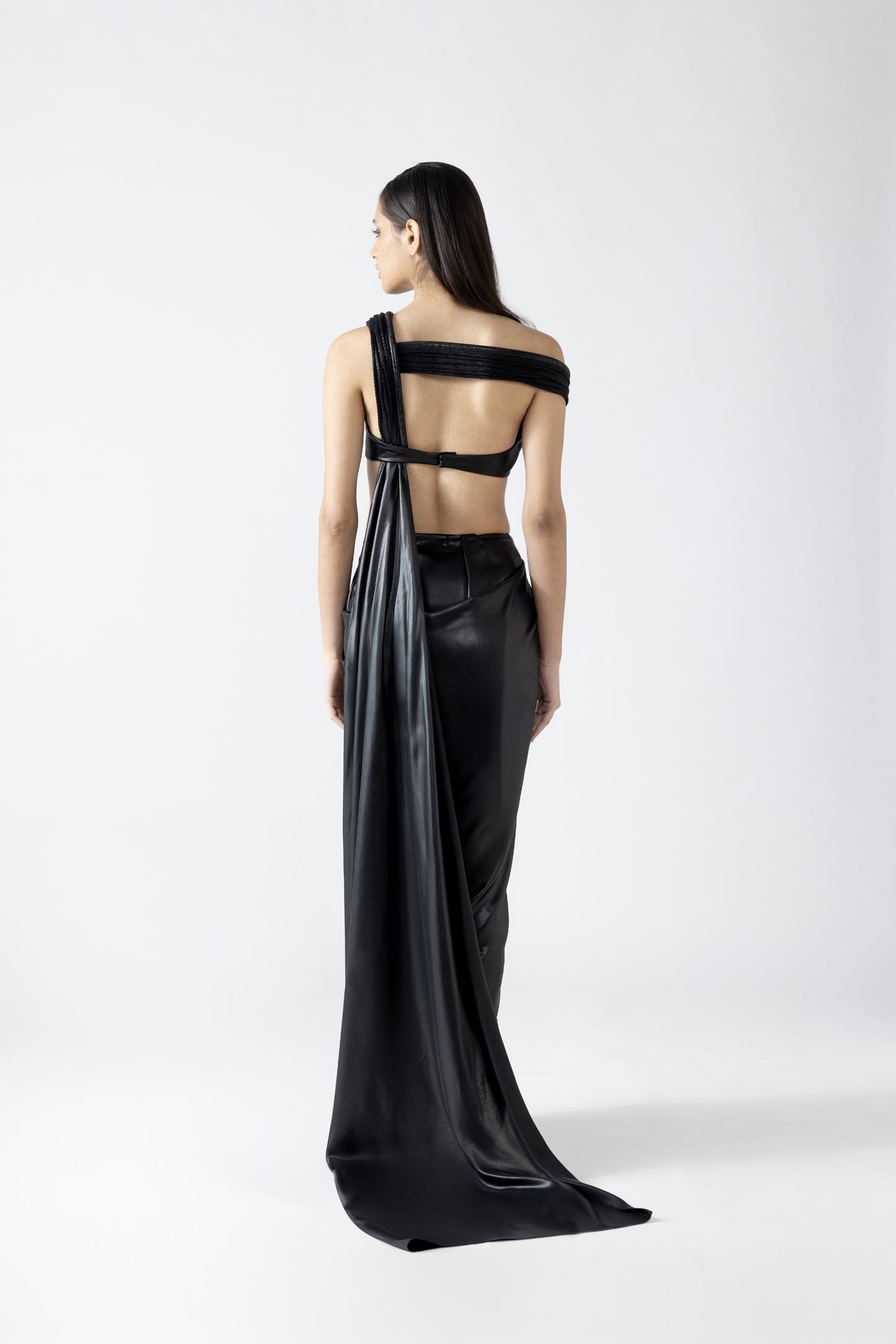 Moulded Hand-Woven Textile Top With Draped Saree