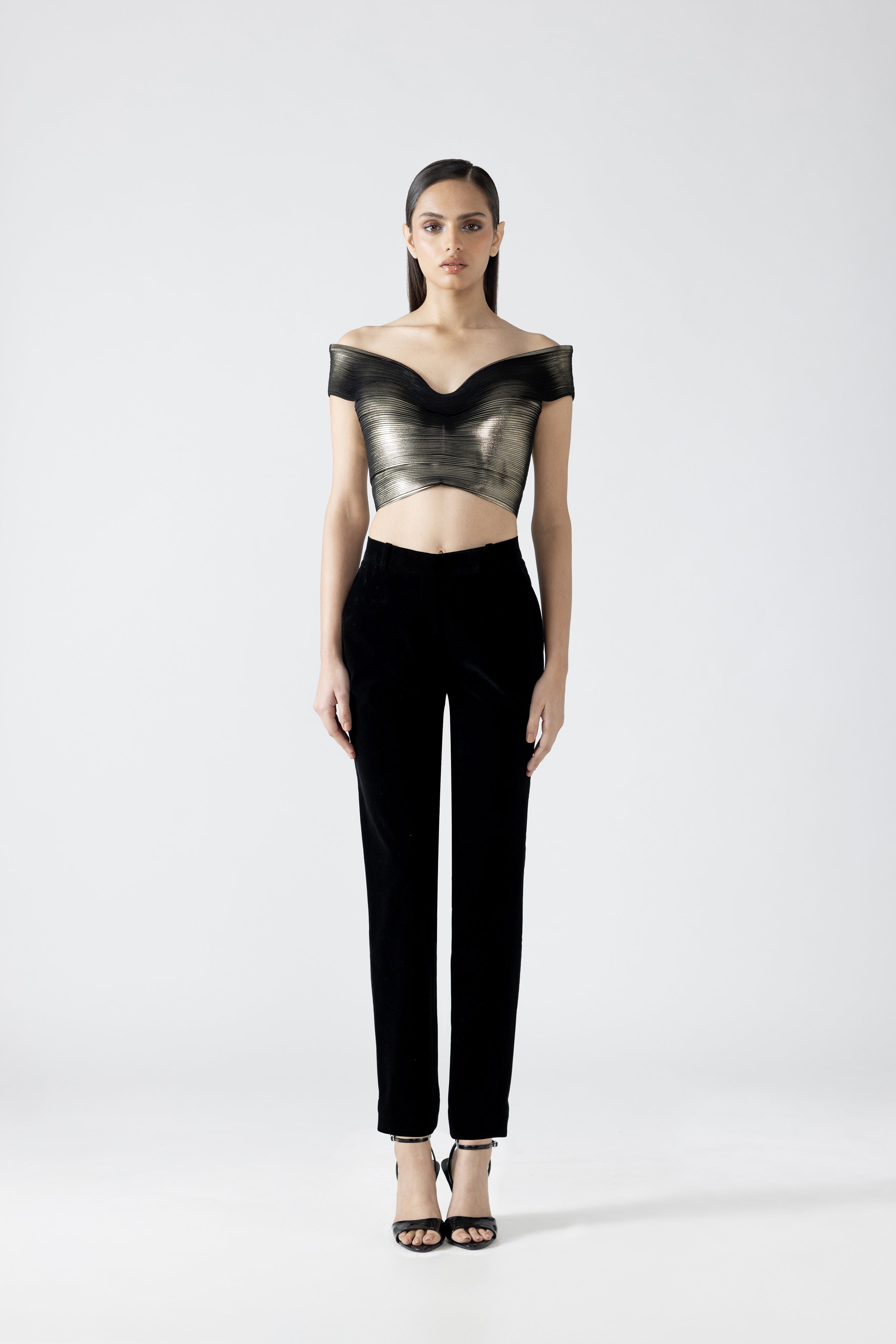 Moulded Metallic  Top