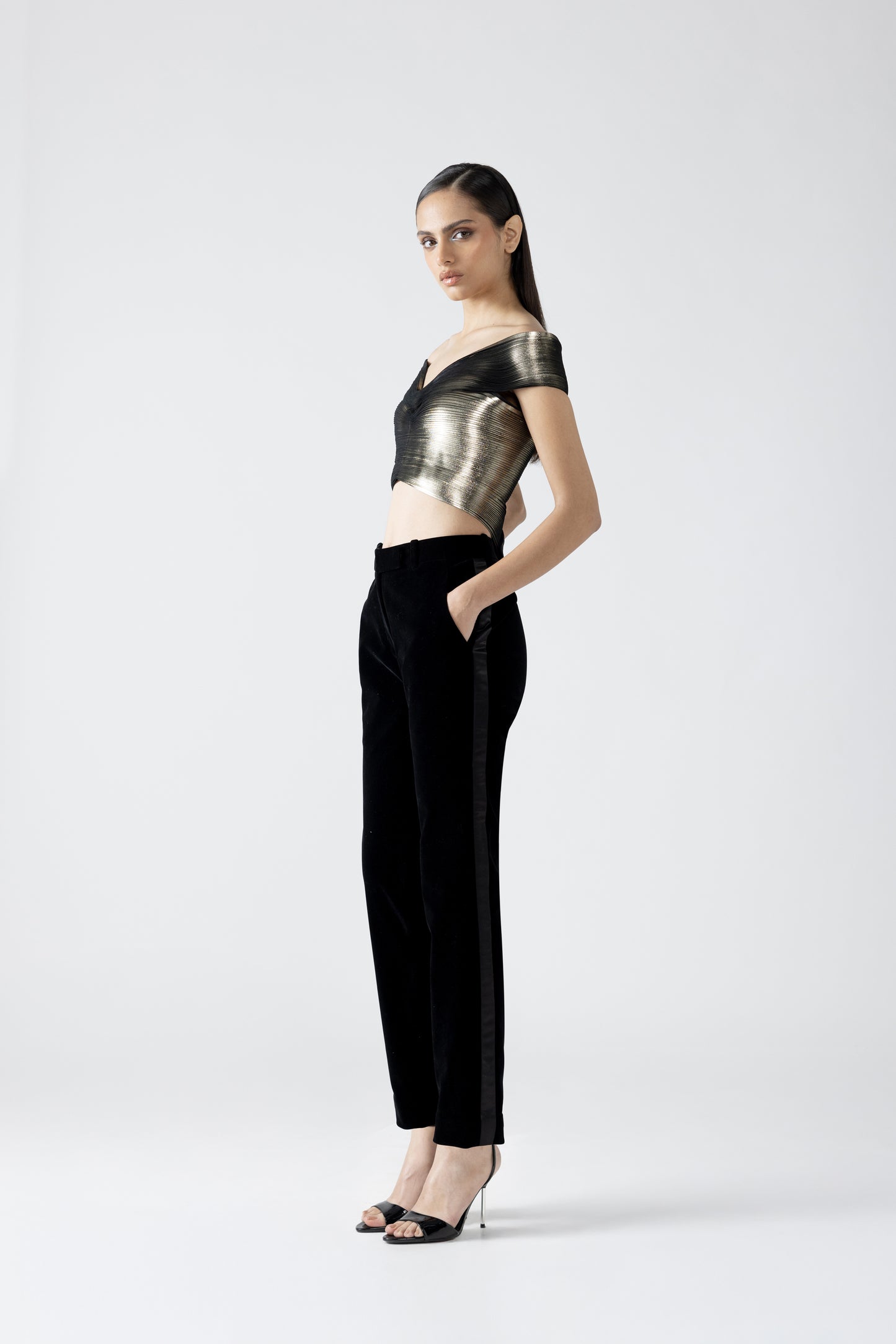 Moulded Metallic Top