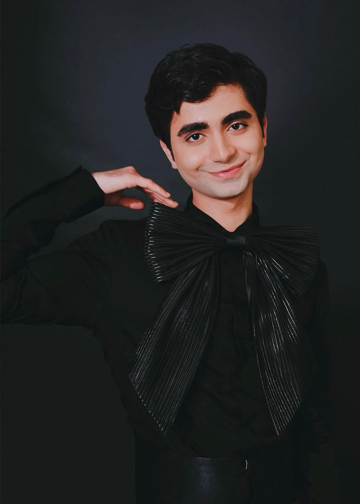 Yuvraj Menda In Our Metallic Micro Pleated Cinched Waist Tuxedo With An Emroidered Bow