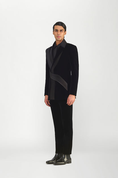 Strata Micropleated Tuxedo Set In Velvette
