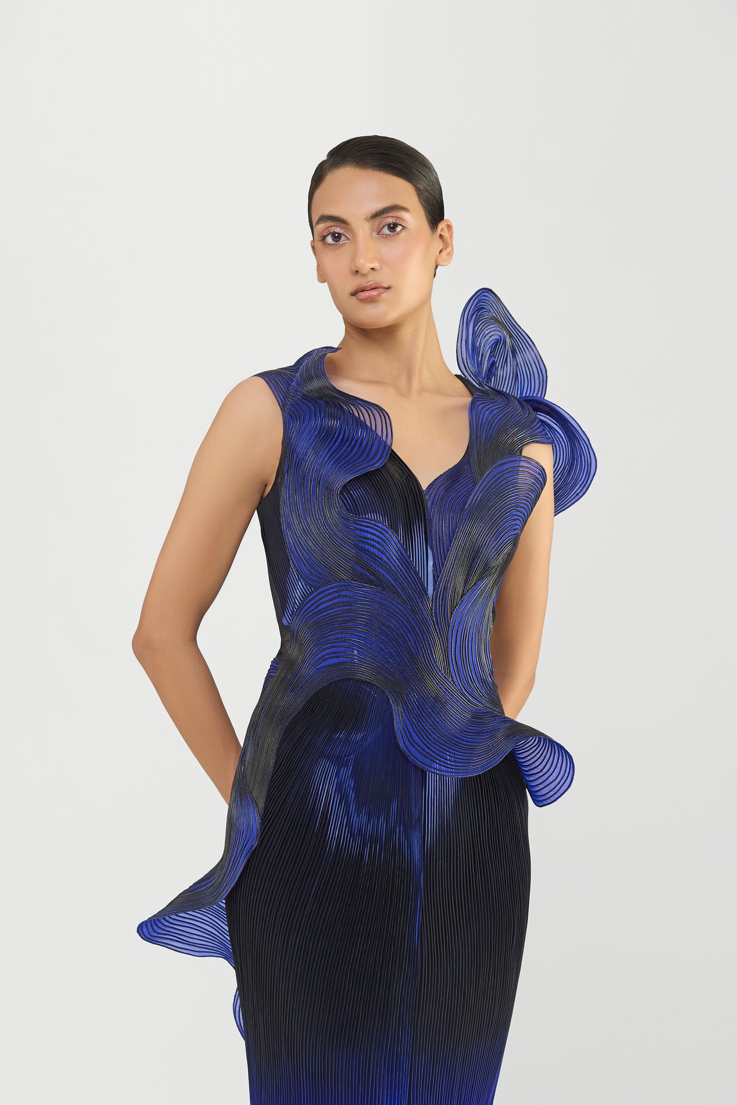 Moulded Metallic Micropleated Structured 3D Gown