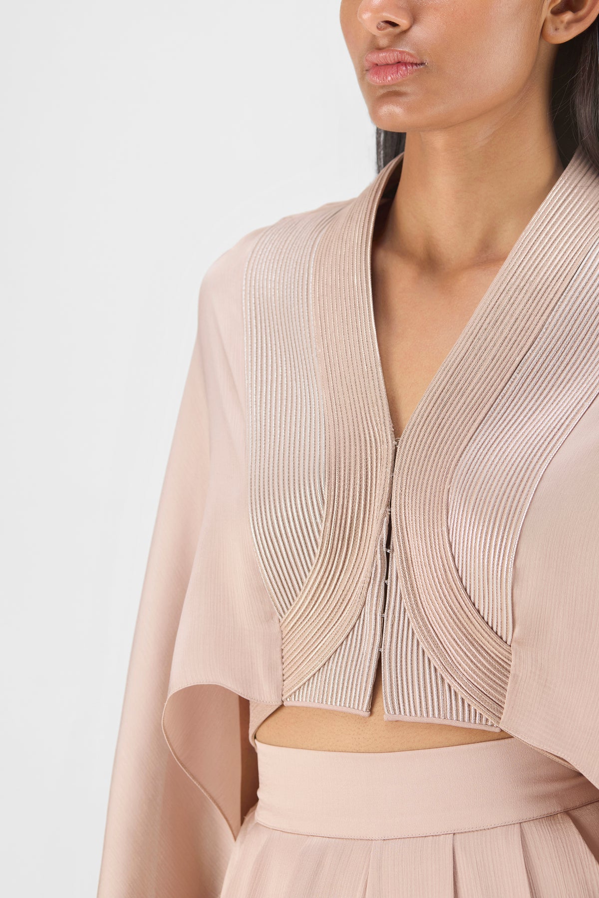 Structured Cape Metallic Structured Cape Set – Amit Aggarwal