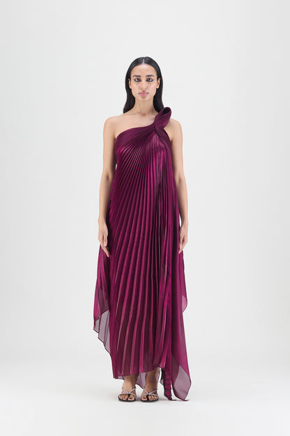PLEATED FLUID DRESS