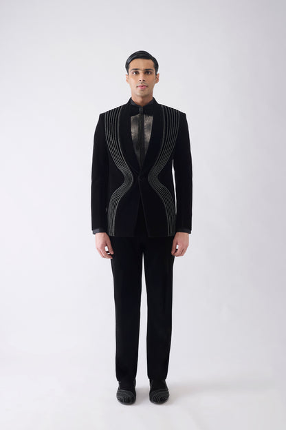 Crystalvein Tuxedo Set In Velvette