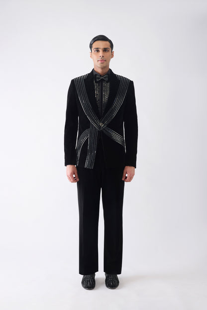 Crystalvein Tuxedo Set In Velvet