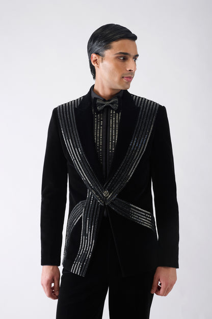 Crystalvein Tuxedo Set In Velvet