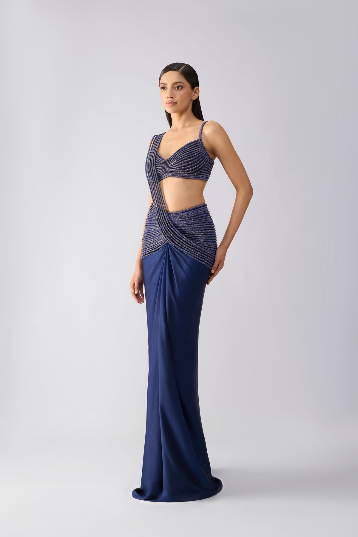 Moulded Crystalvein  Saree