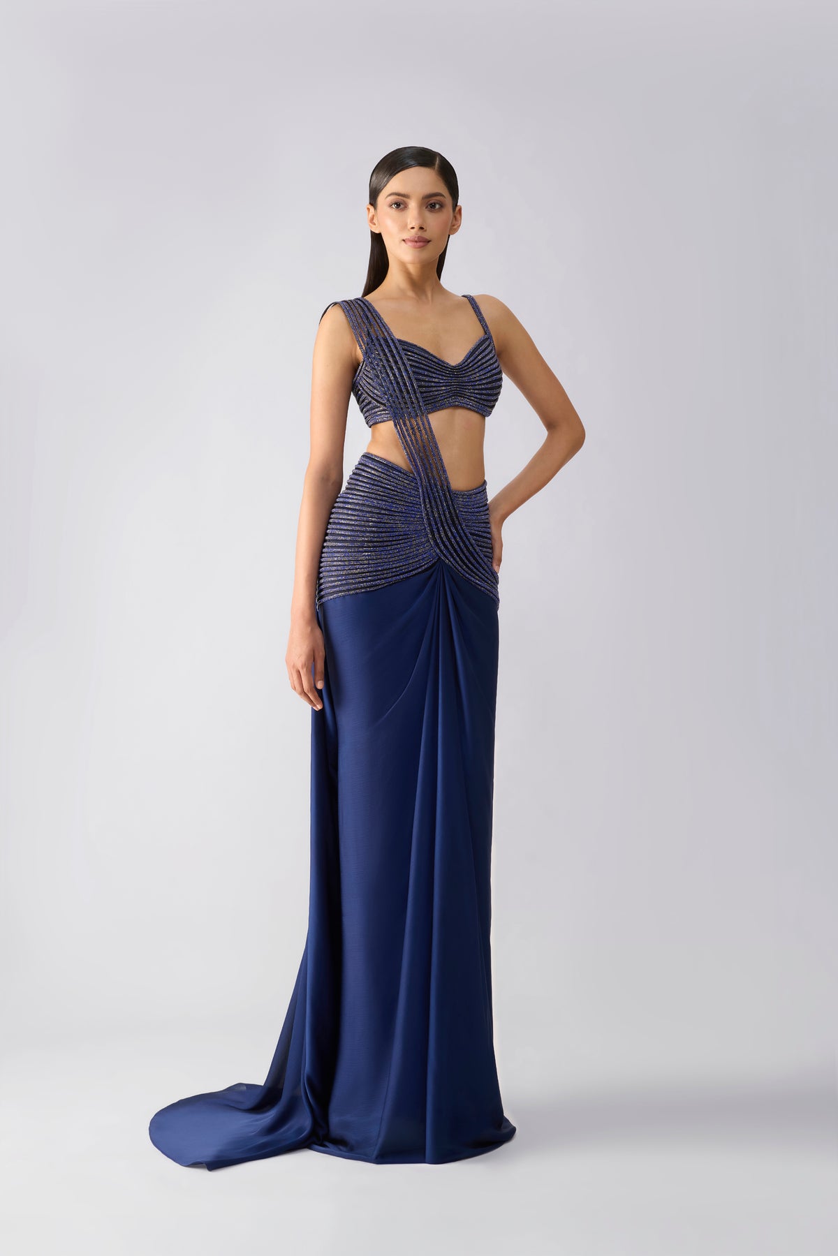 Moulded Crystalvein  Saree