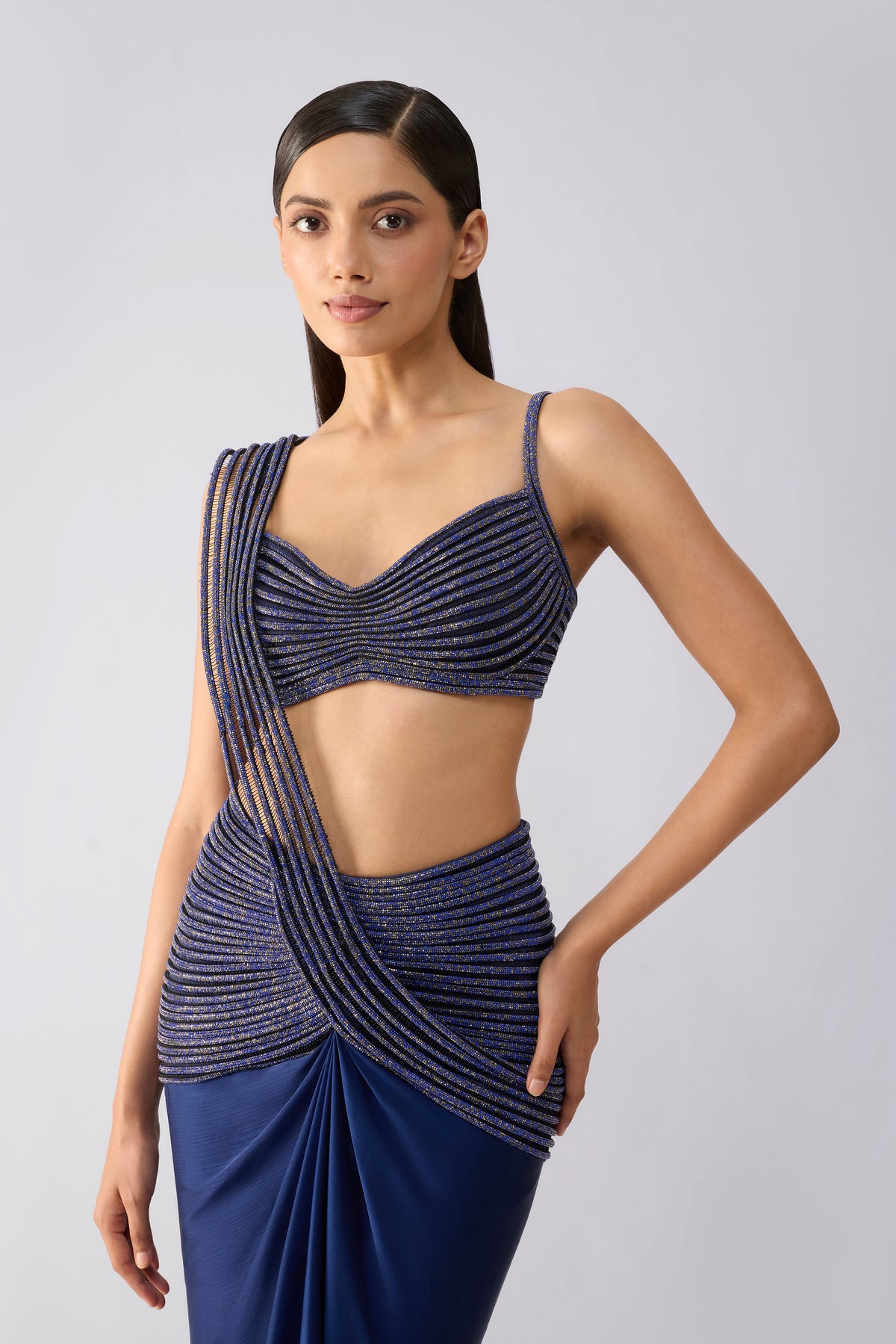 Moulded Crystalvein  Saree