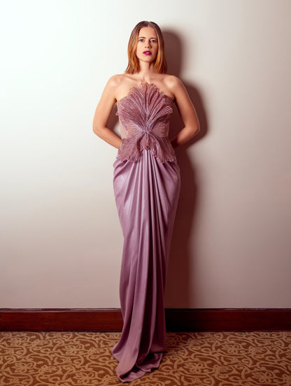 Kalki koechlin in Moulded 3D Gown