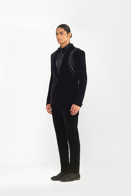 Crystalvein Tuxedo Set In Velvette