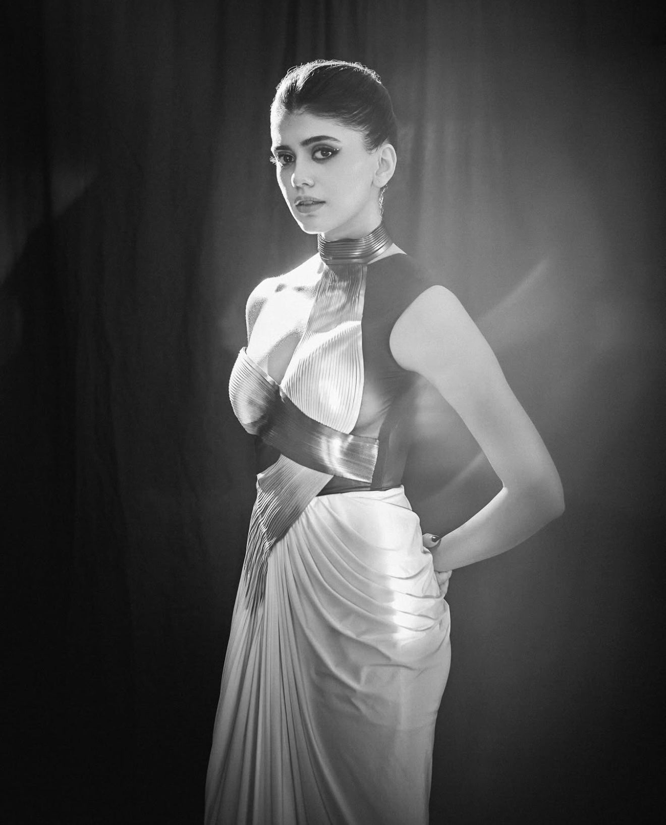 Moulded Metallic Micropleated Gown With Chiffon Drape