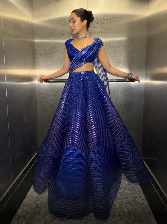 Shraddha Kapoor in Moulded Lamina Scales Metallic Lehenga
